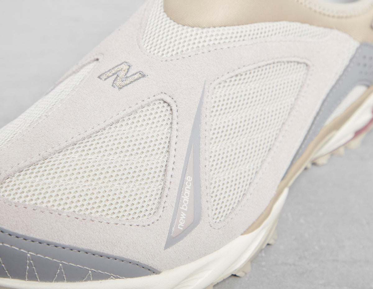 New Balance 610