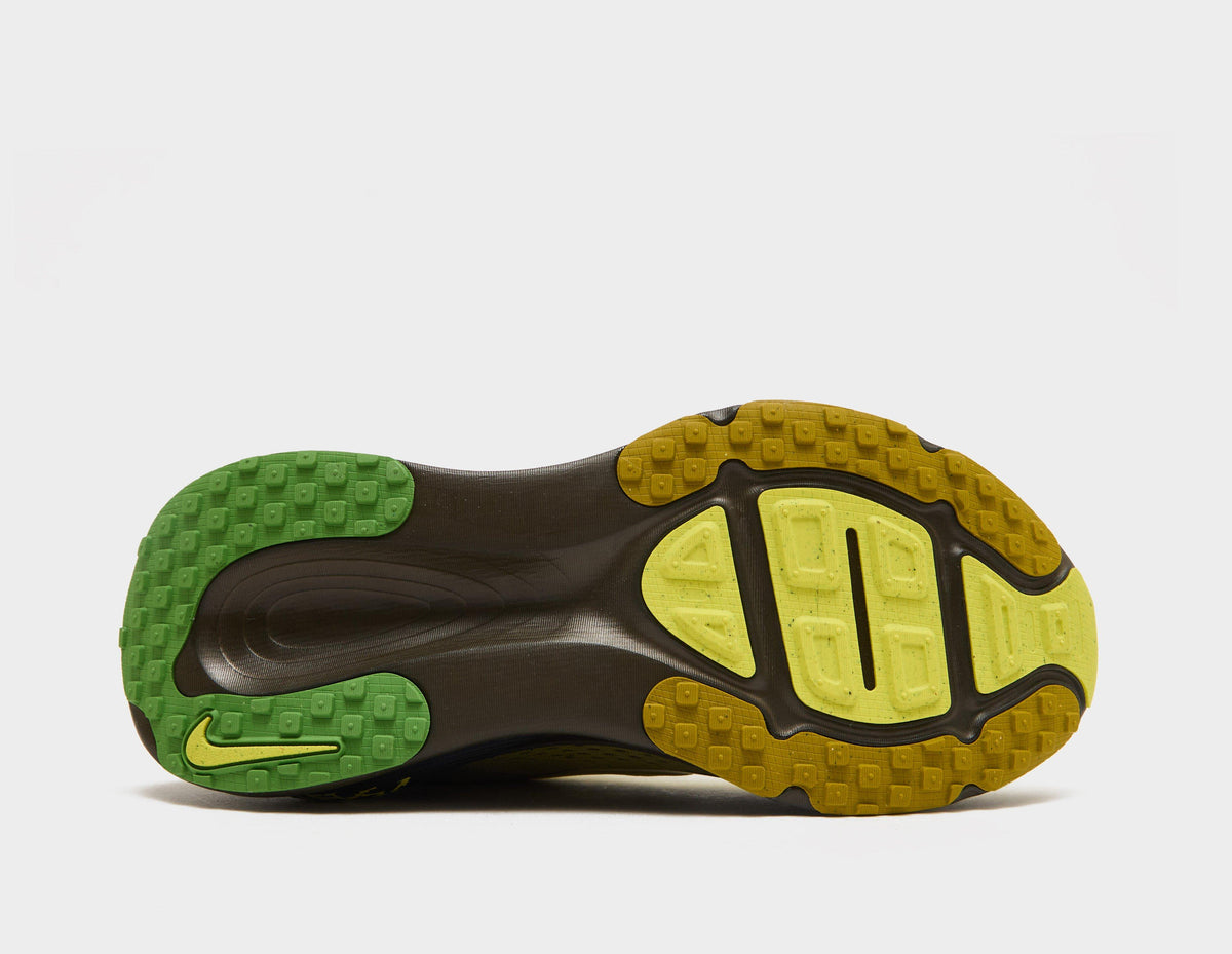 Nike Vomero 18
