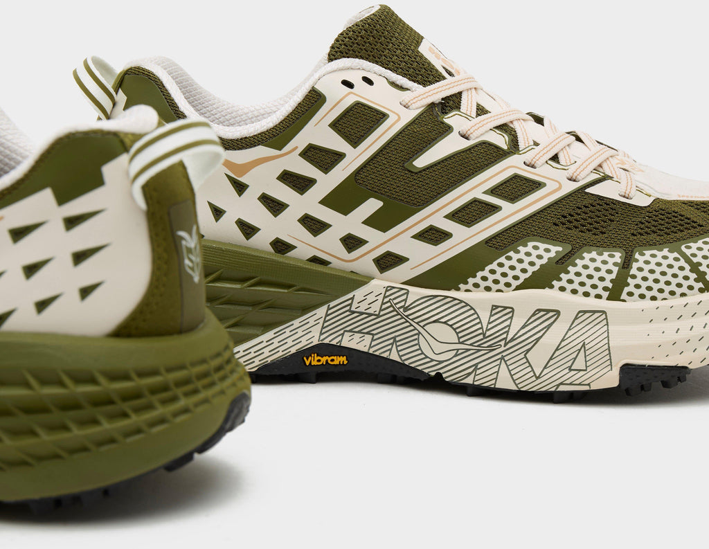HOKA Speedgoat 2